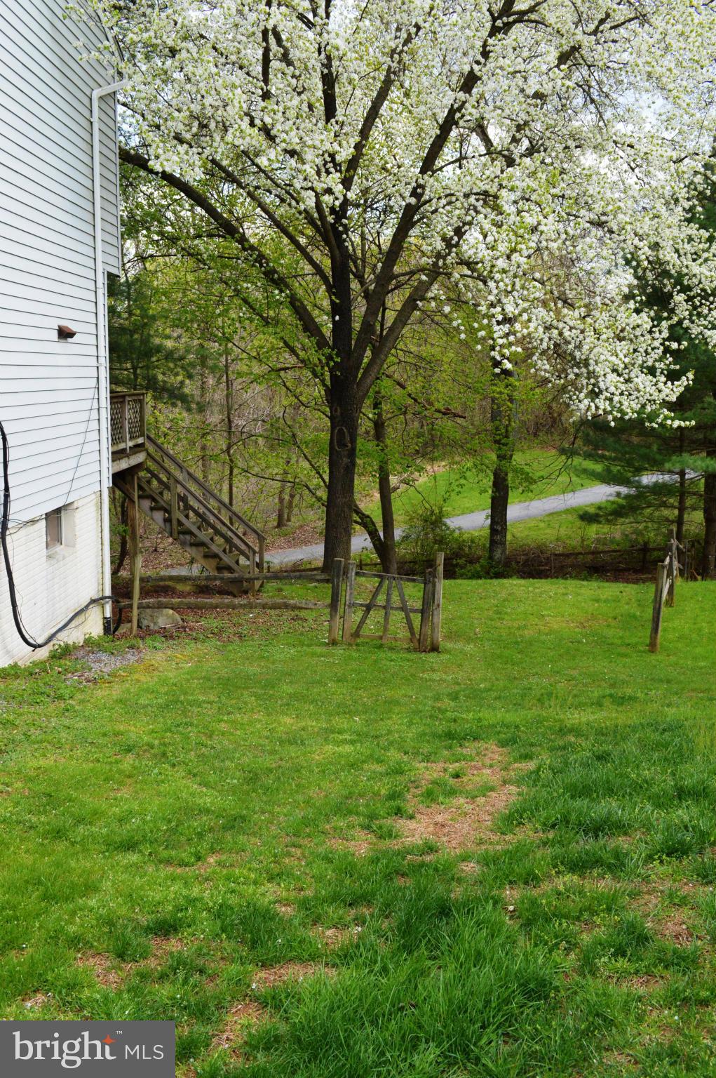 LEXINGTON RUN - Residential