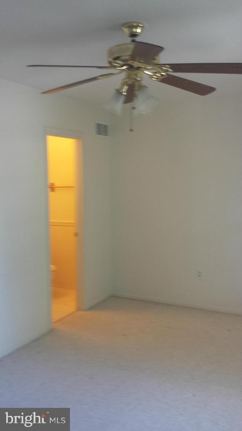 LEXINGTON RUN - Residential