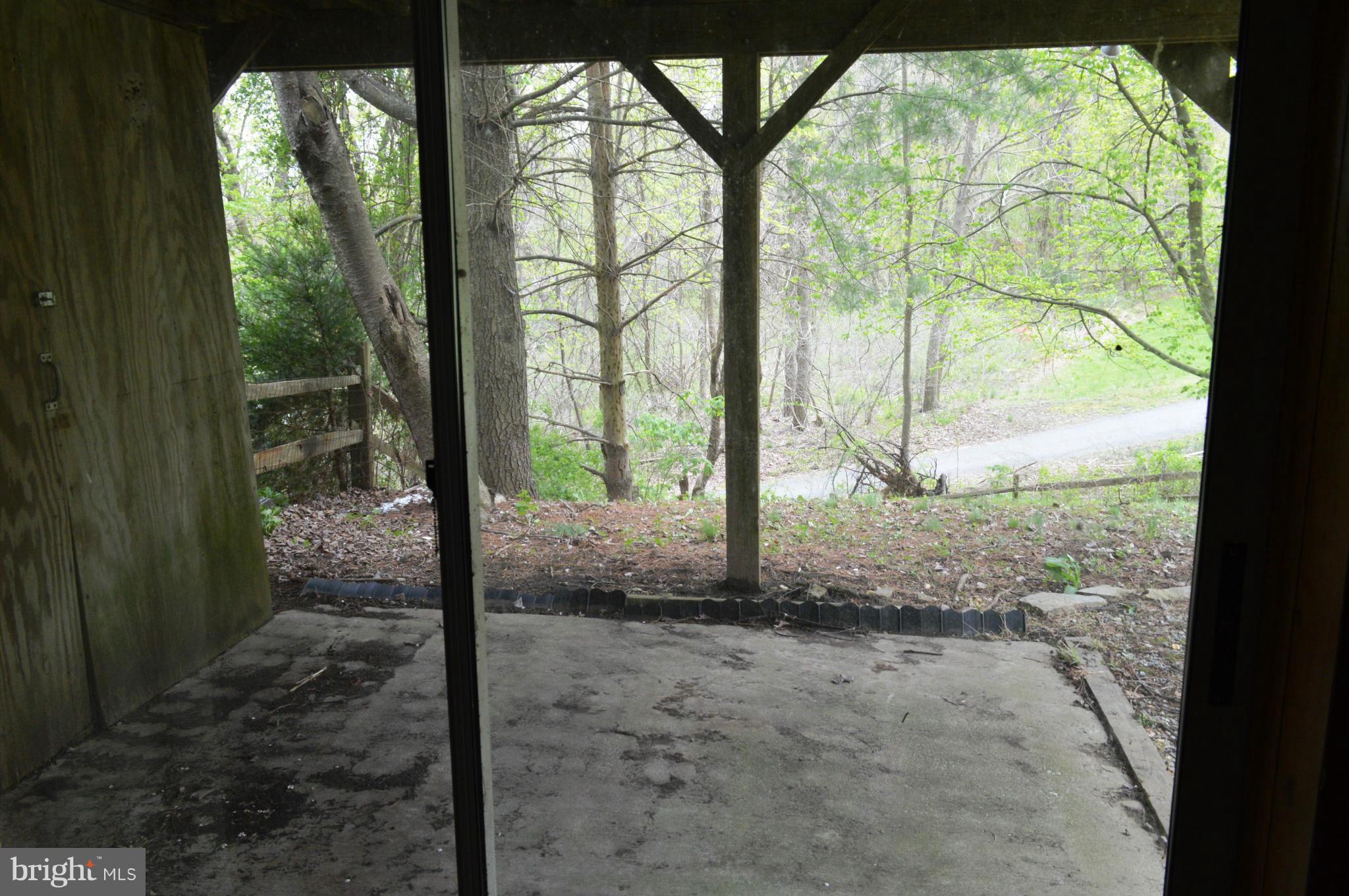 LEXINGTON RUN - Residential