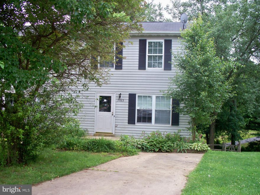 This is a Fannie Mae Property.  Seller requires all offers be placed on the Homepath website.  Spacious duplex at the end of a cul-de-sac just outside of historic downtown Sykesville. Three levels backing to large yard and trees, deck, patio, three bedrooms 1 full and two half baths, separate dining room.