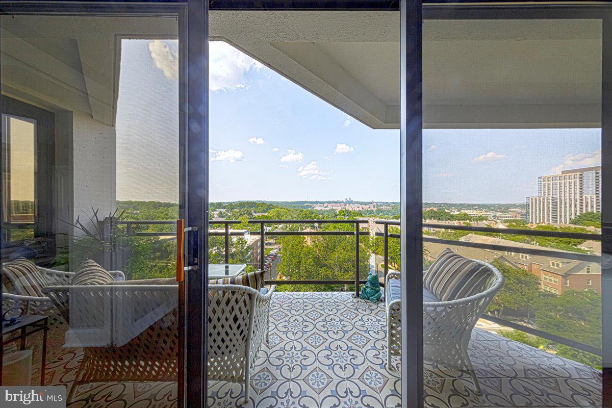 ROSSLYN - Residential