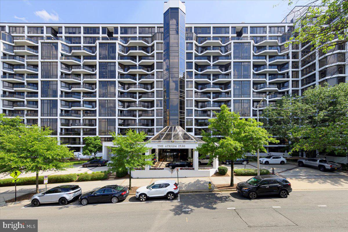 ROSSLYN - Residential