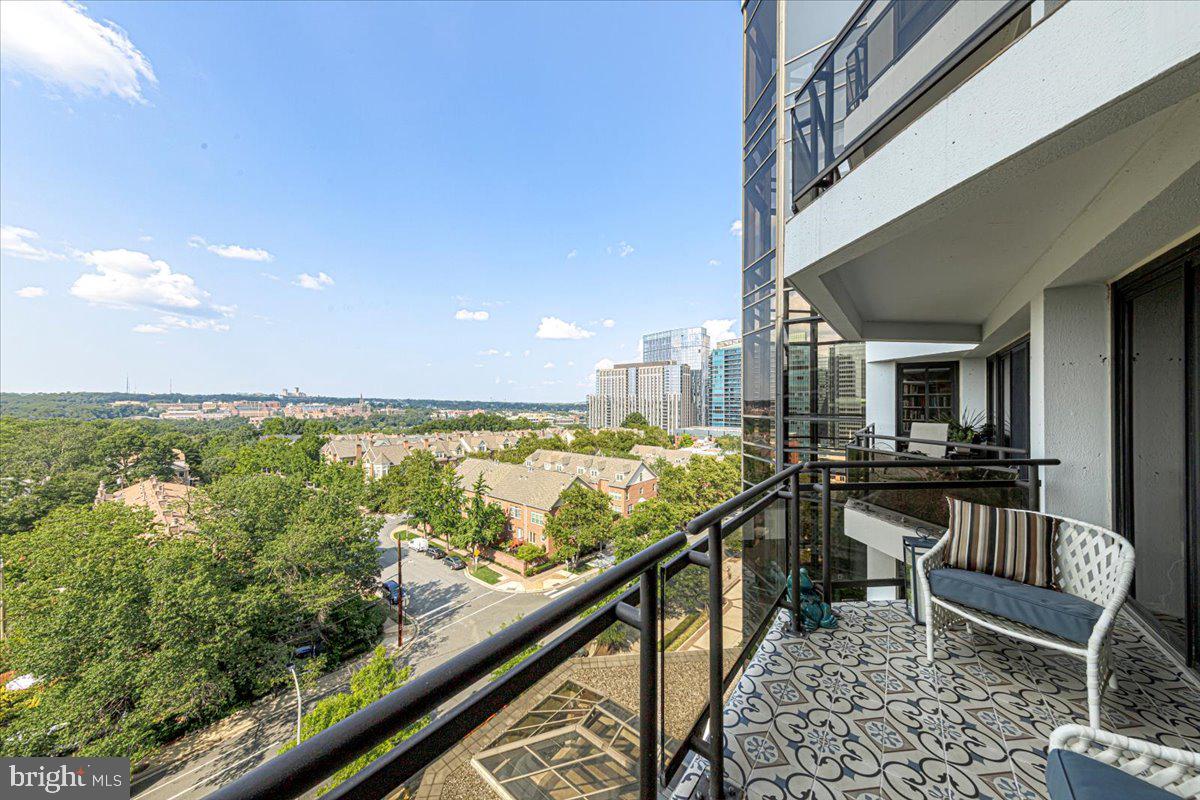 ROSSLYN - Residential