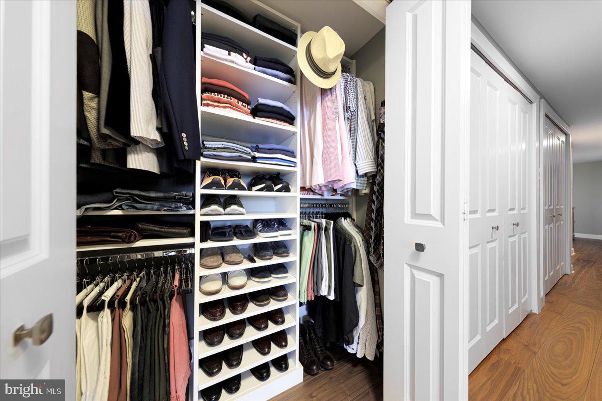 ROSSLYN - Residential