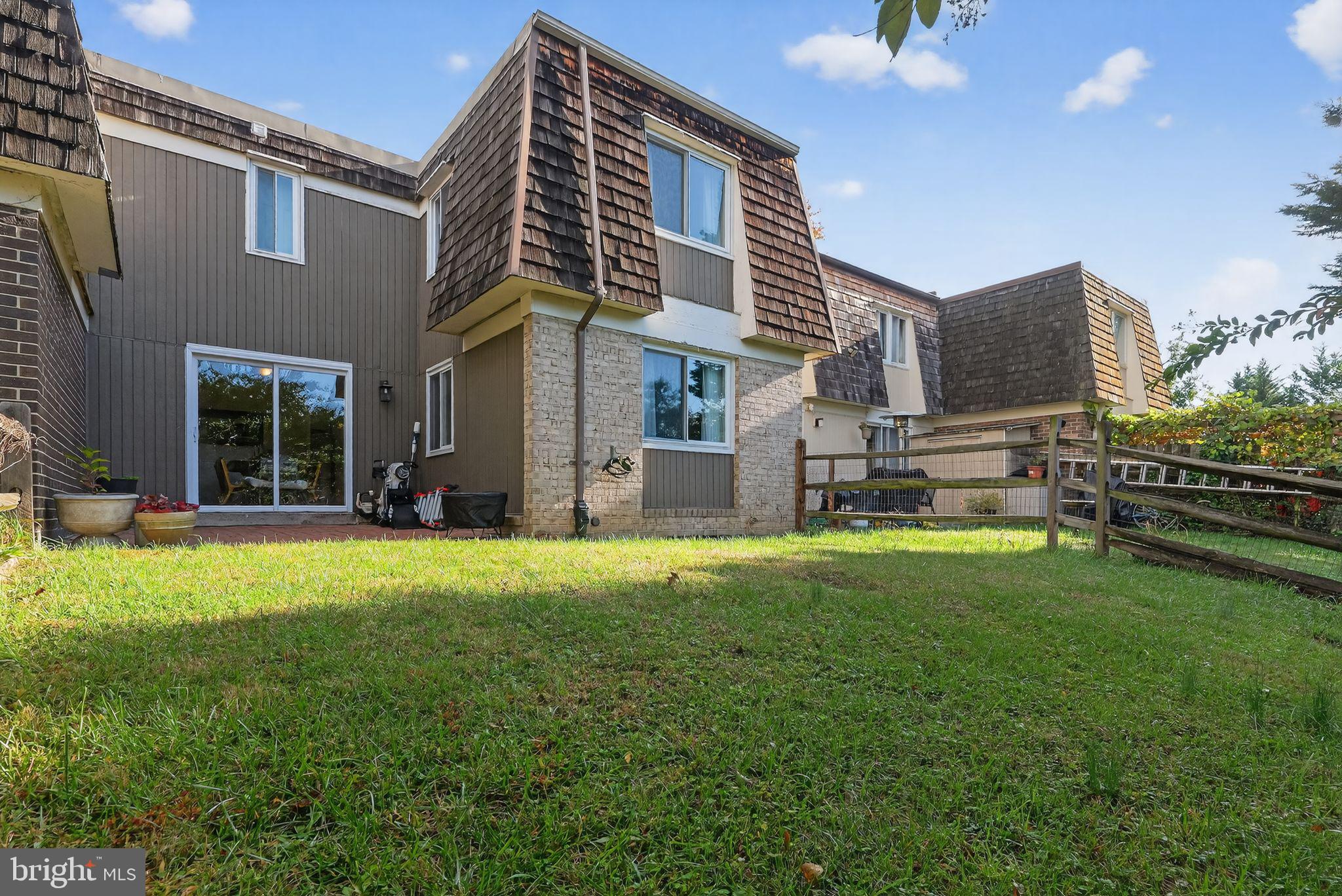 STEDWICK TOWNHOUSES - Residential