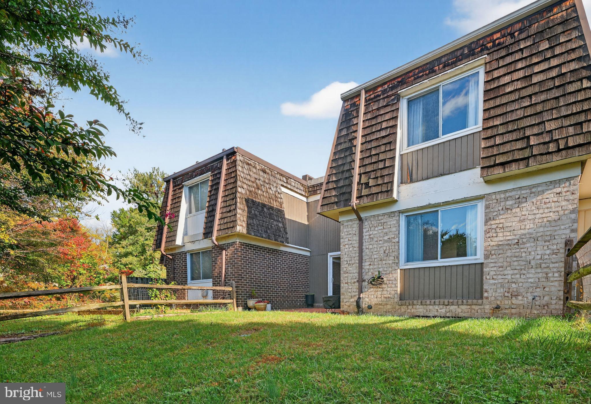 STEDWICK TOWNHOUSES - Residential