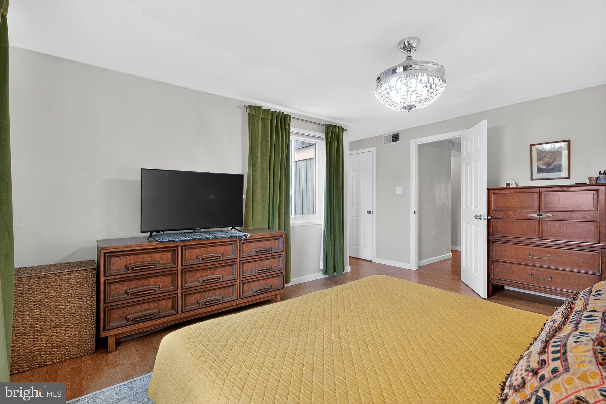 STEDWICK TOWNHOUSES - Residential