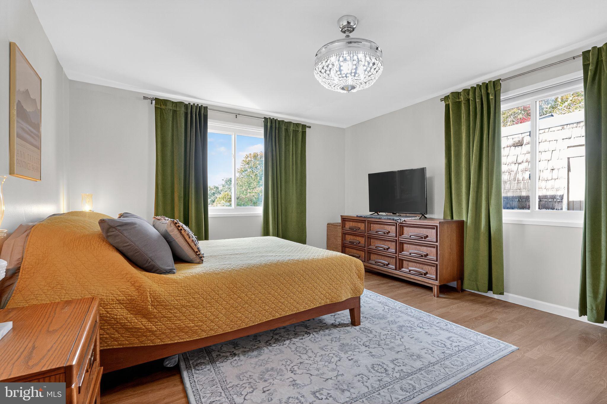 STEDWICK TOWNHOUSES - Residential