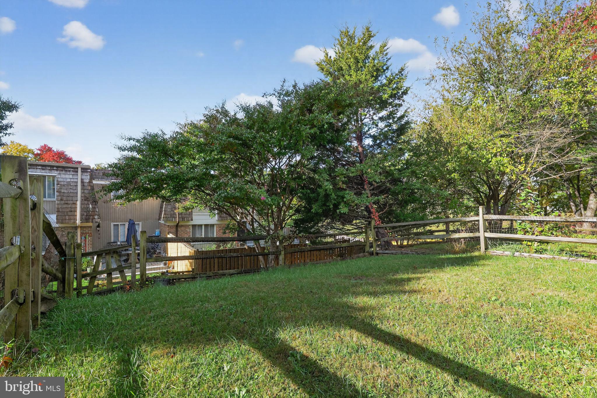 STEDWICK TOWNHOUSES - Residential