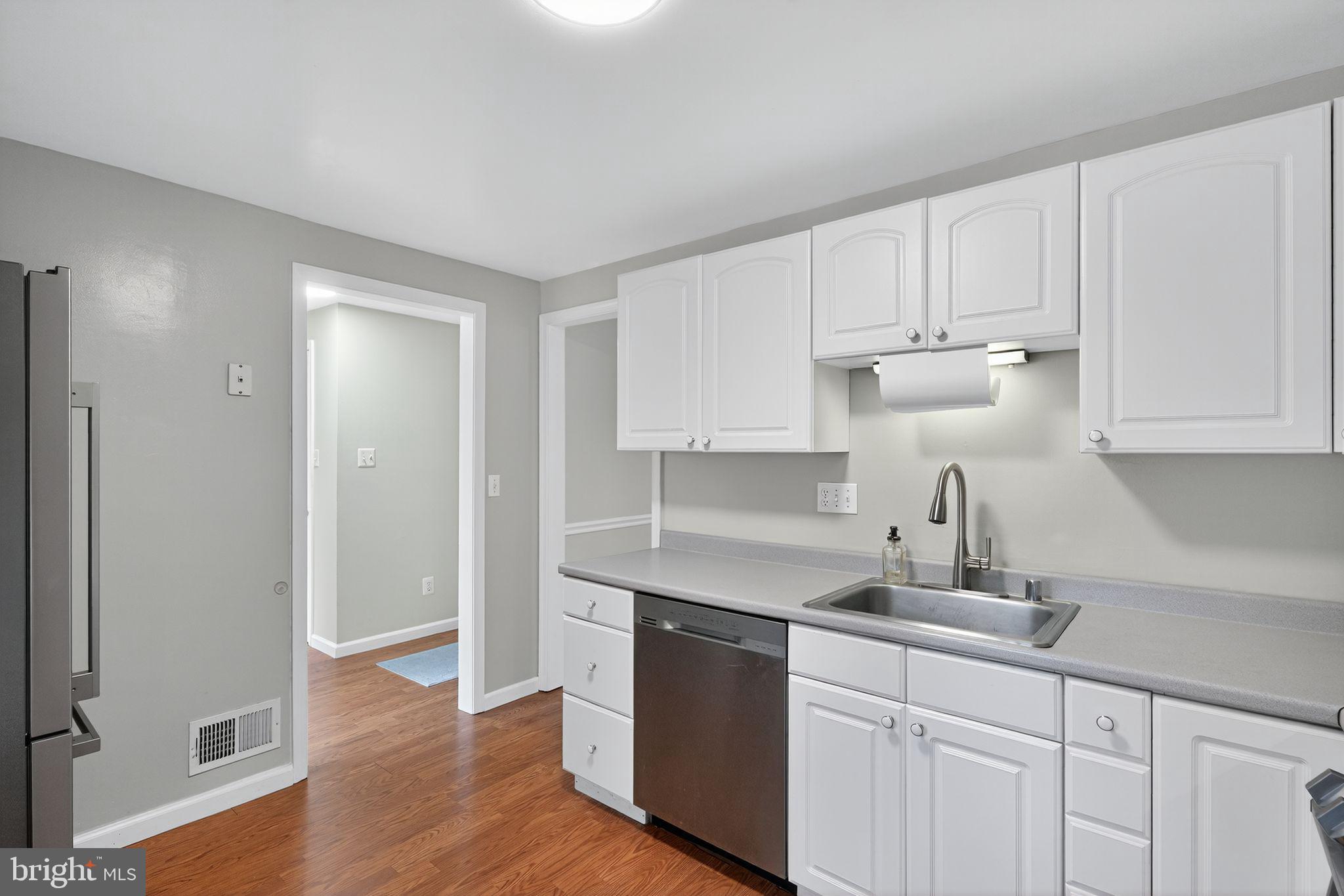 10416 CAPEHART COURT