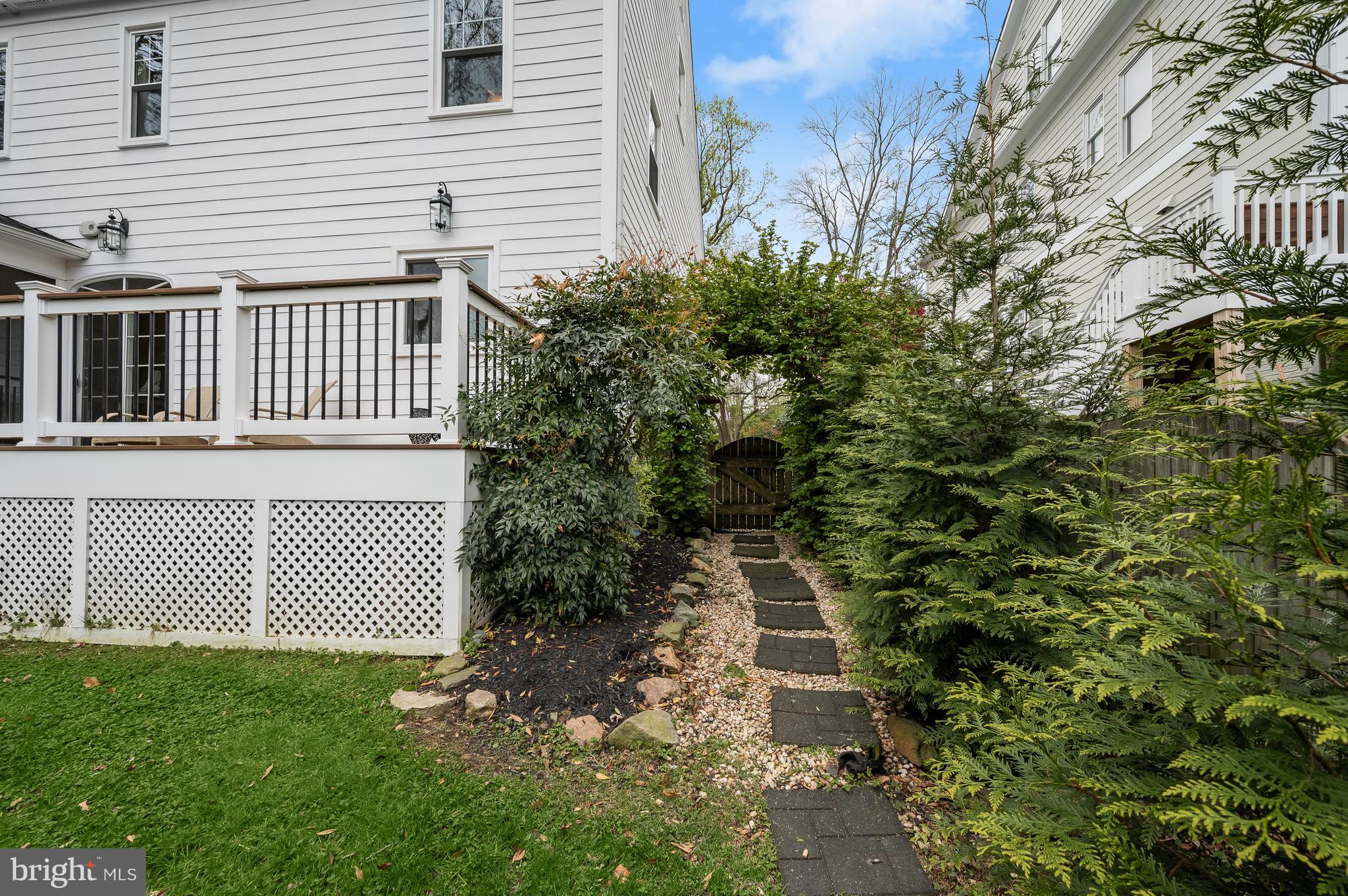 COLUMBIA FOREST - Residential