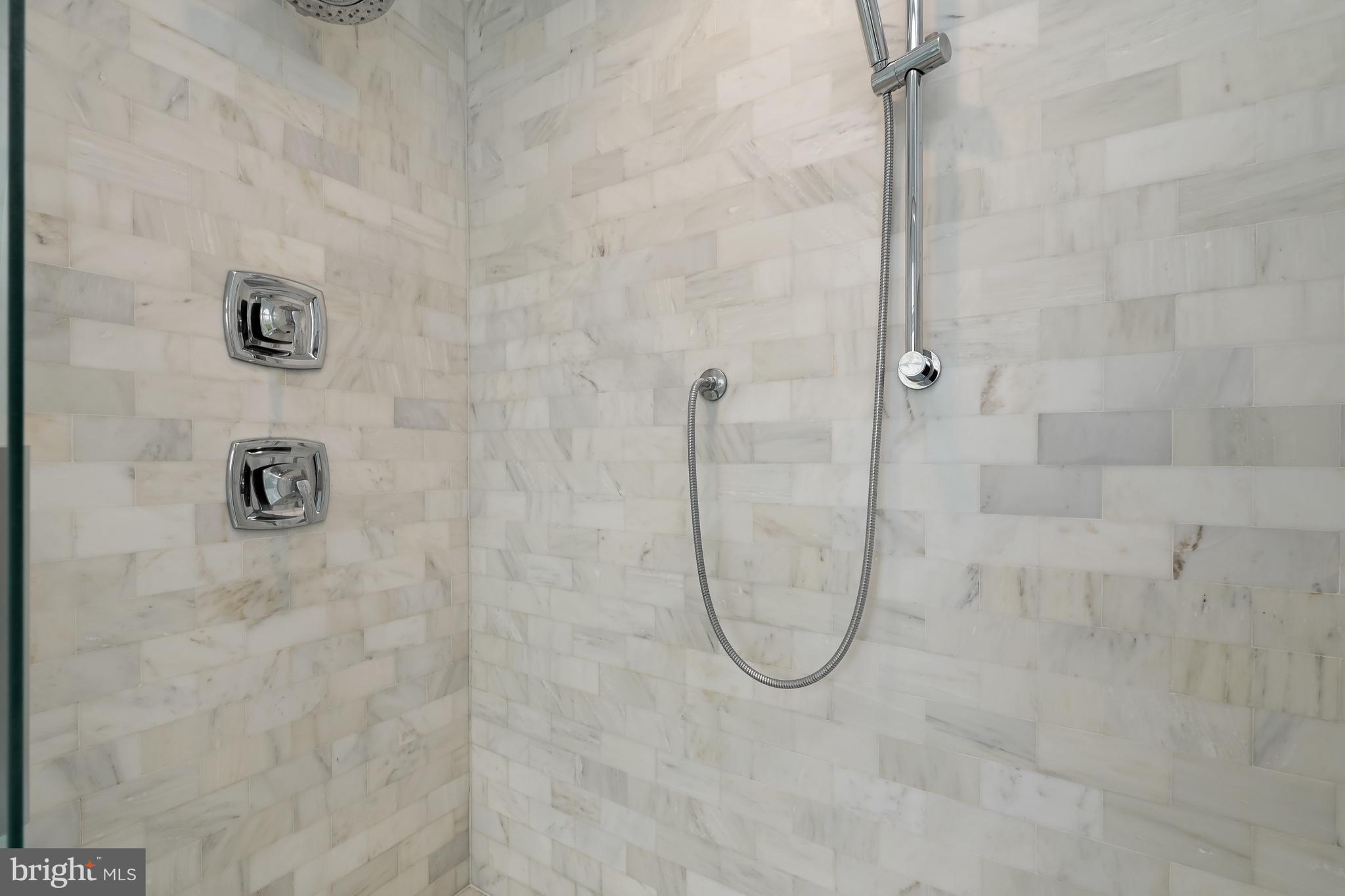 COLUMBIA FOREST - Residential