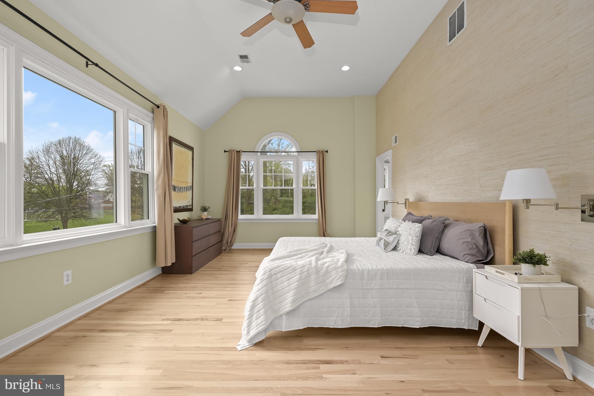 COLUMBIA FOREST - Residential