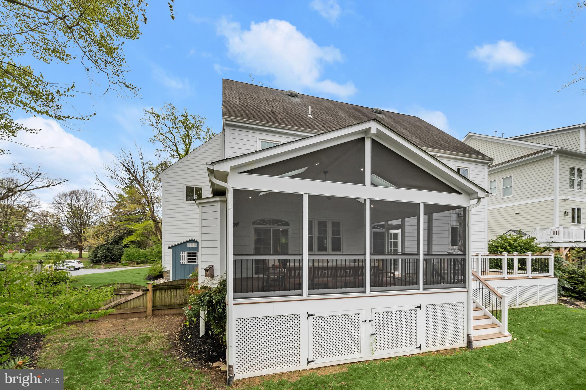 COLUMBIA FOREST - Residential