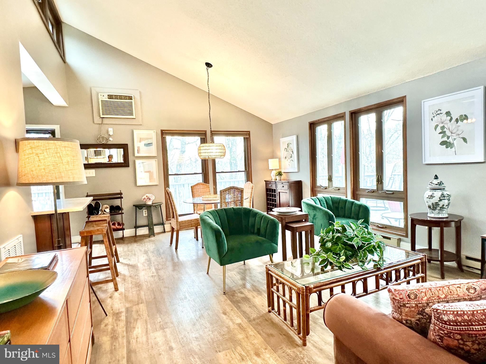 THE WOODS - Residential