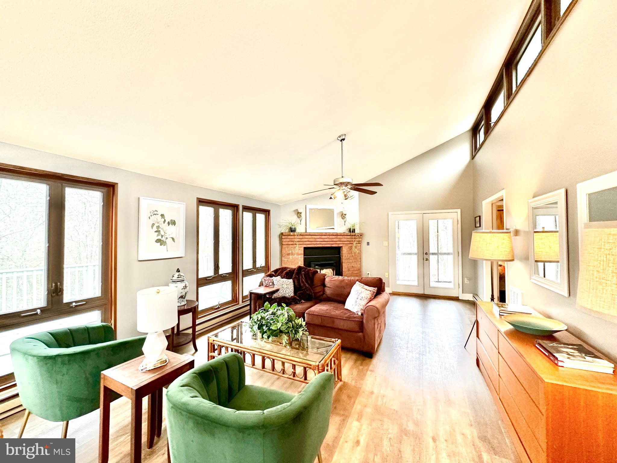 THE WOODS - Residential