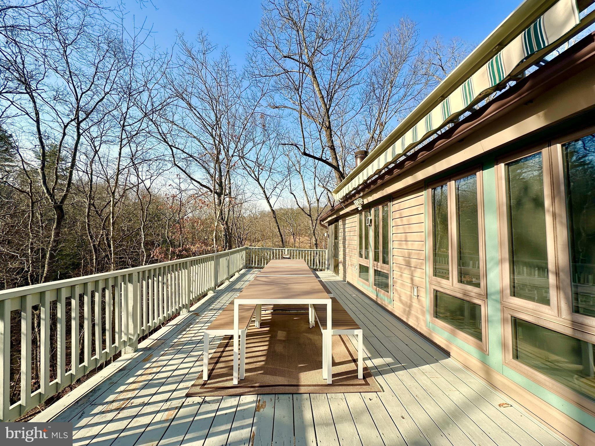 THE WOODS - Residential