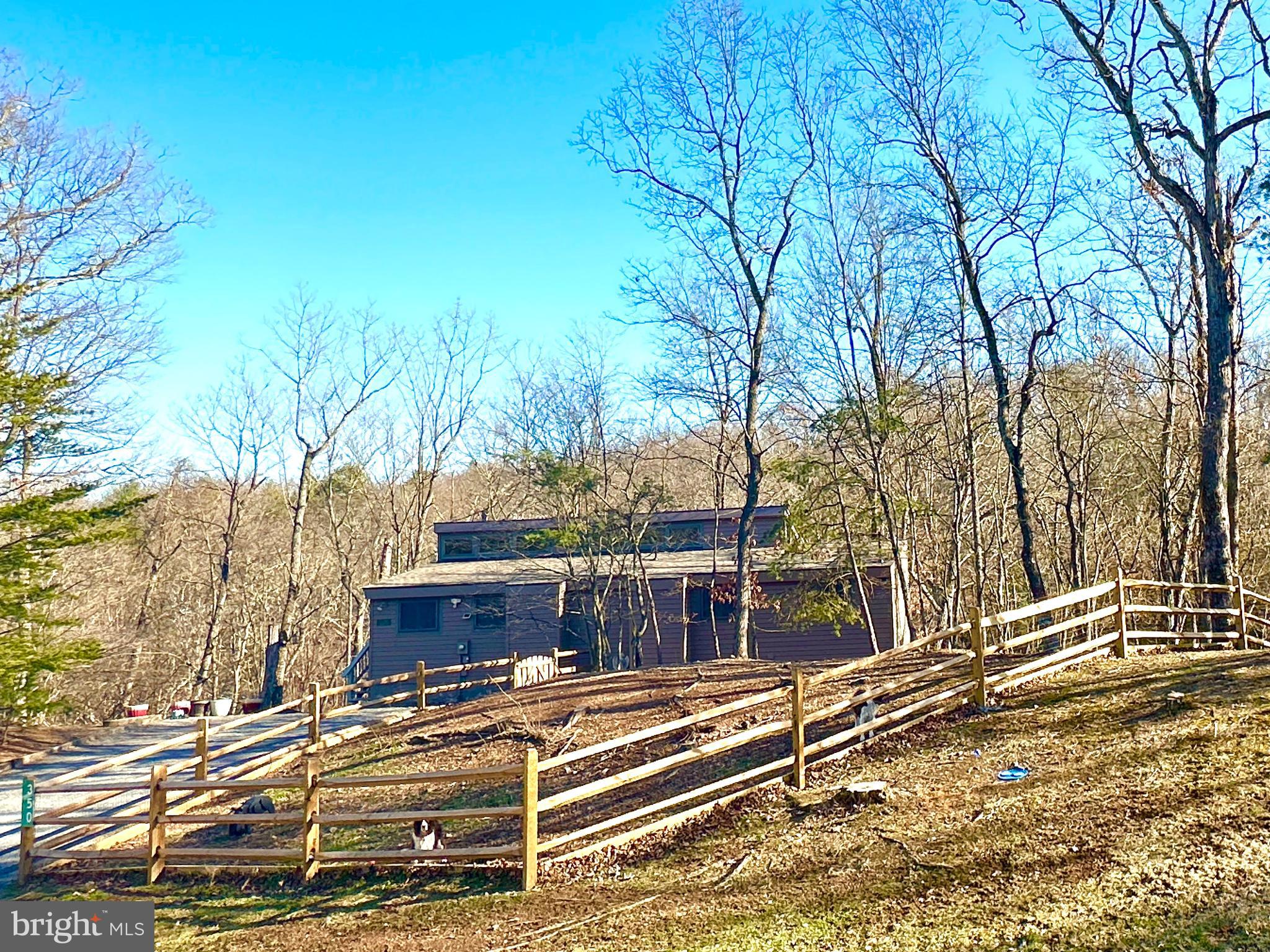 THE WOODS - Residential