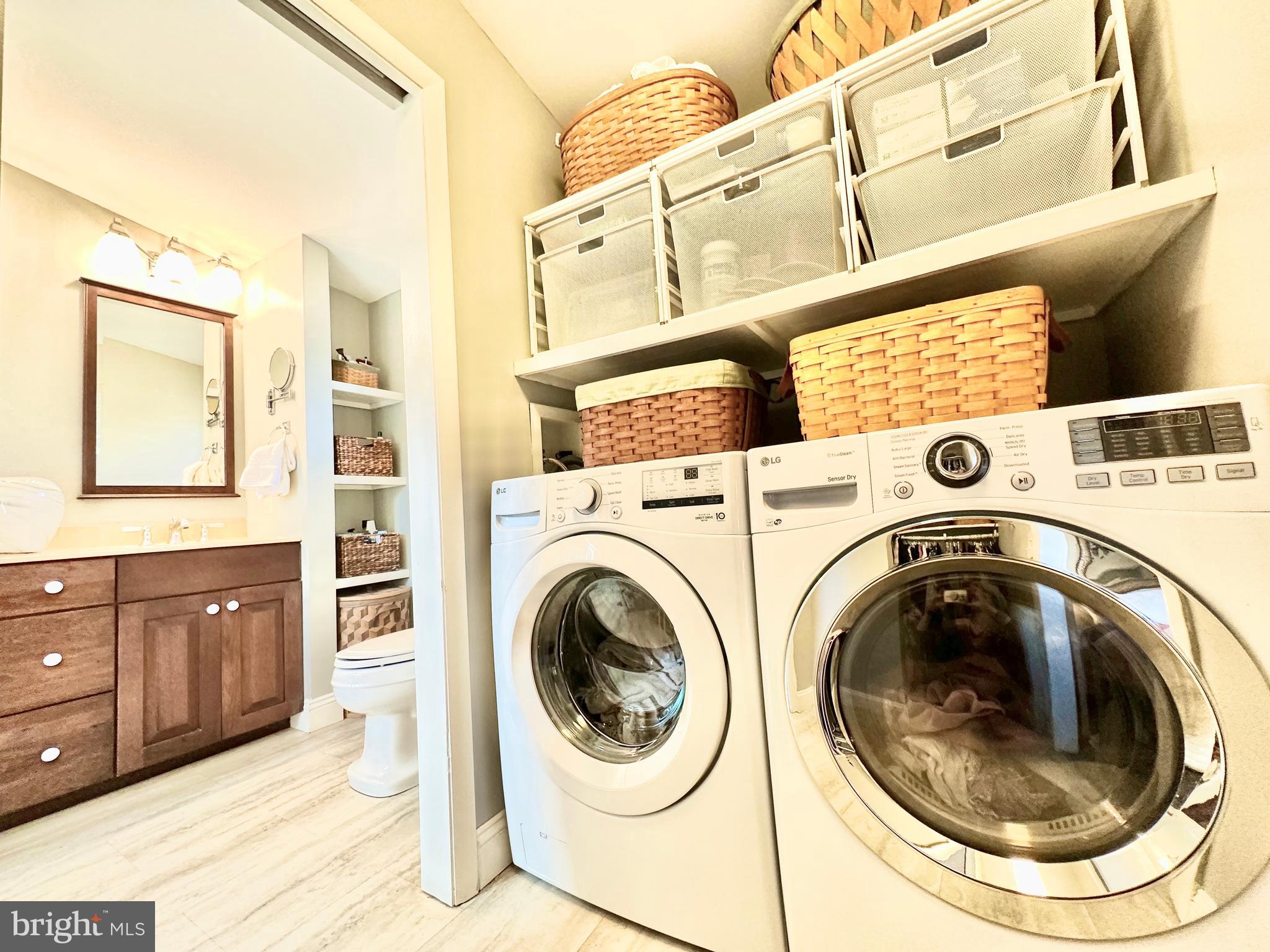 THE WOODS - Residential