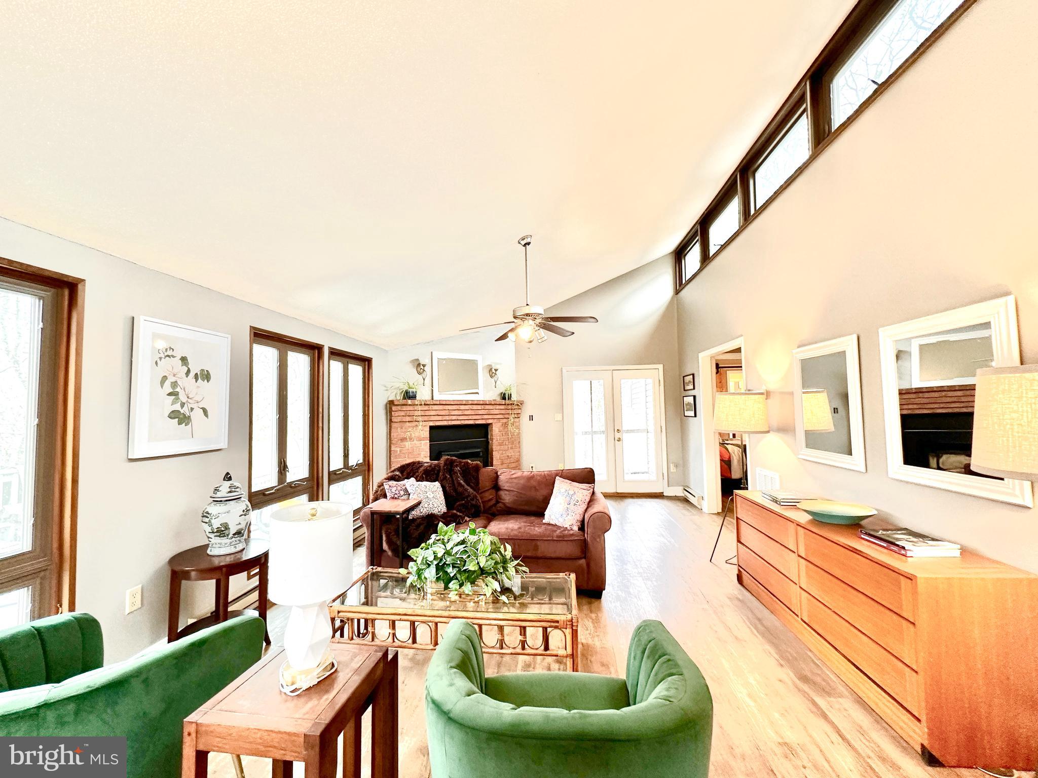 THE WOODS - Residential