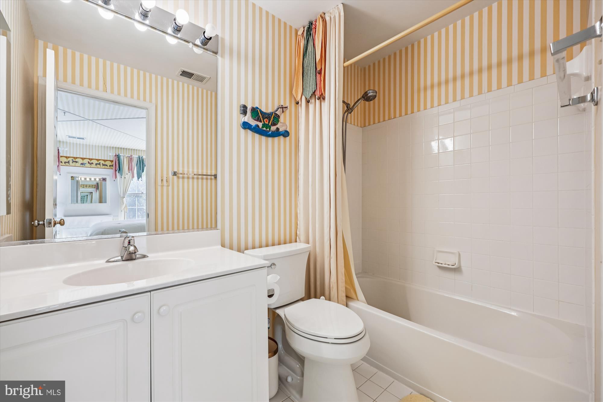 POTOMAC REGENCY - Residential