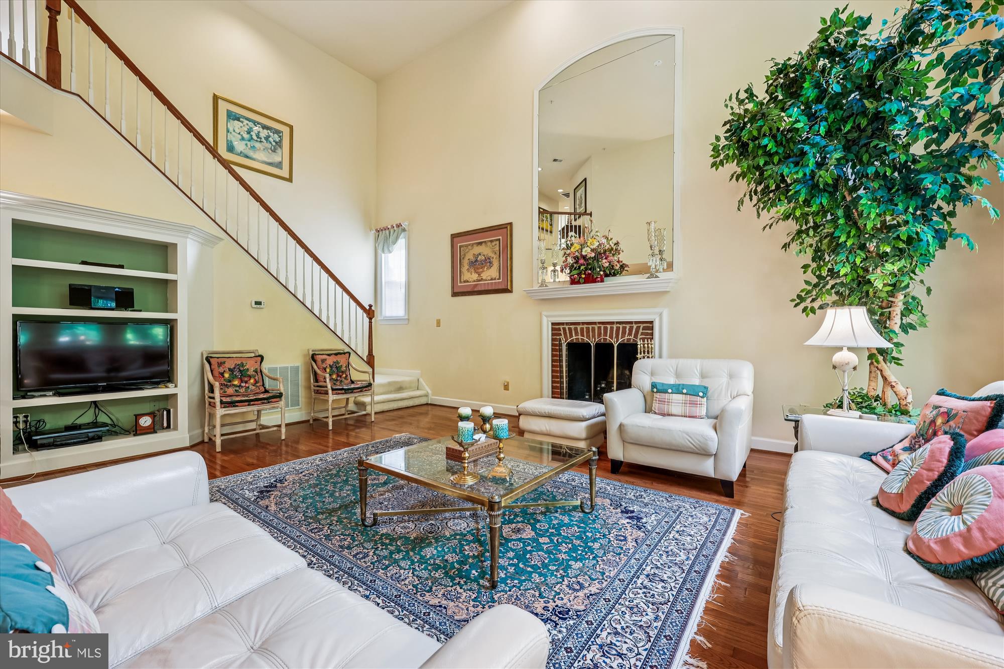 POTOMAC REGENCY - Residential