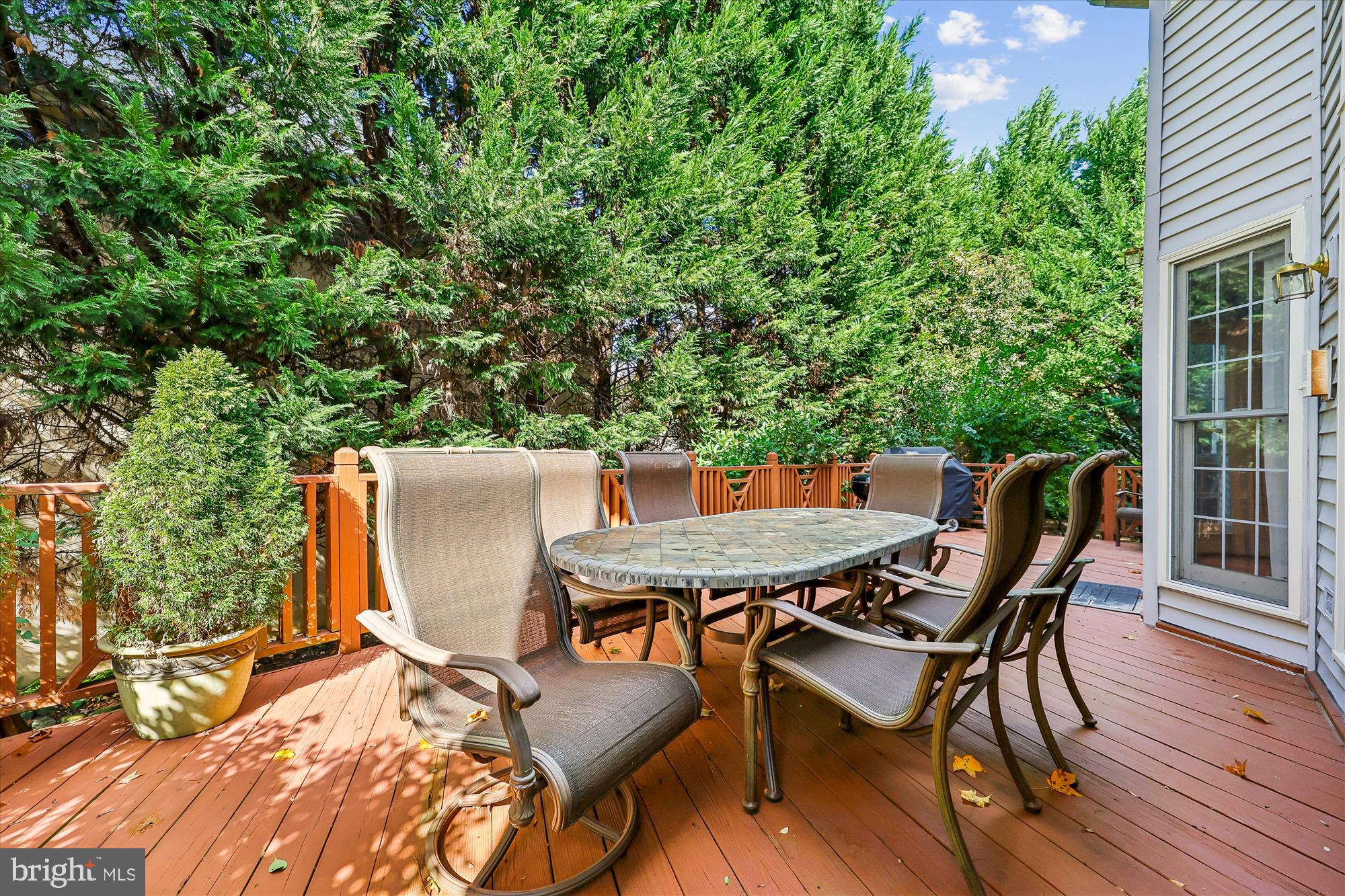 POTOMAC REGENCY - Residential