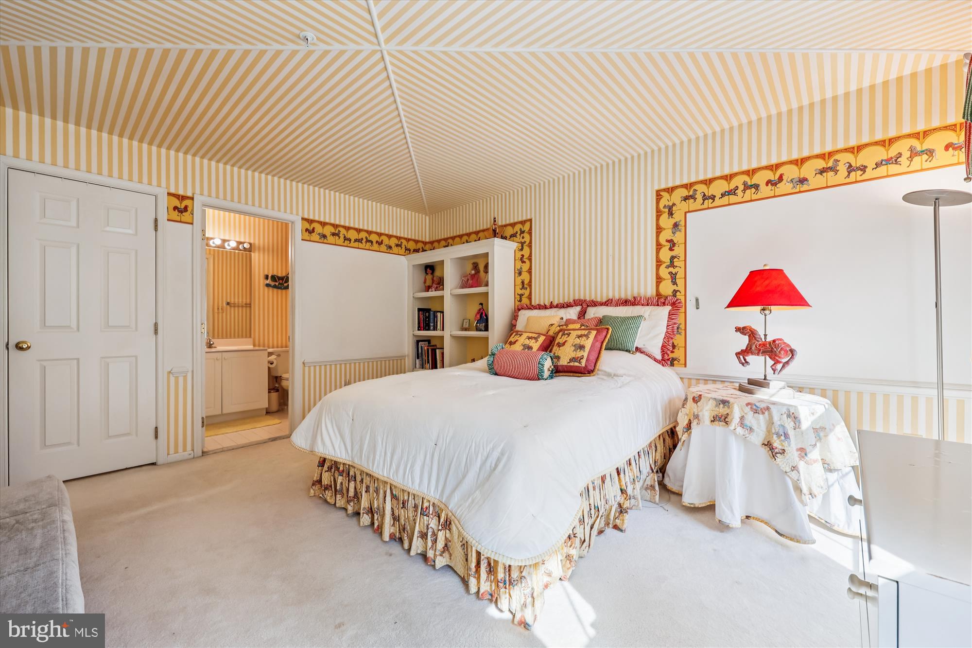 POTOMAC REGENCY - Residential