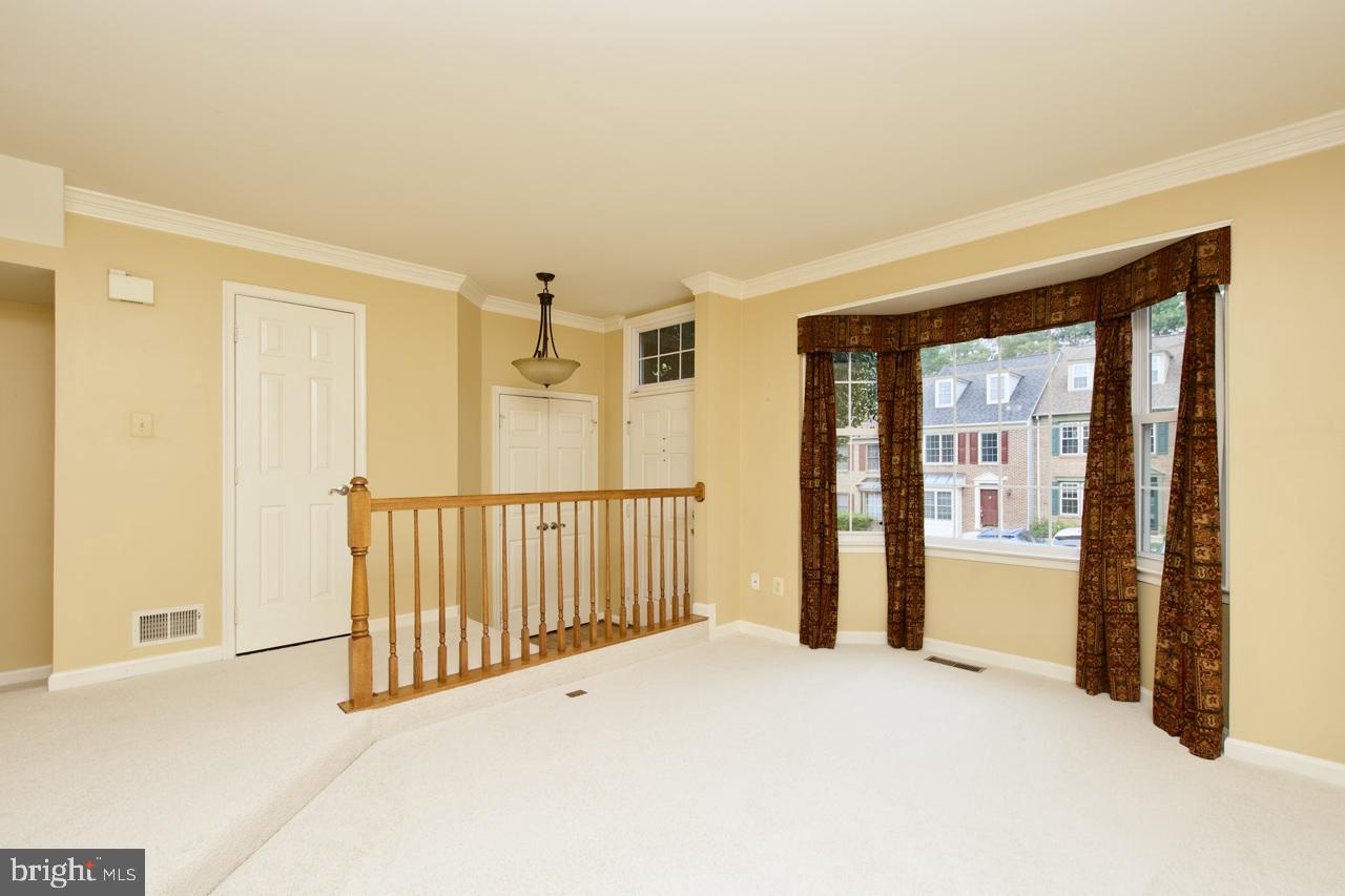 8837 EAGLE ROCK LANE