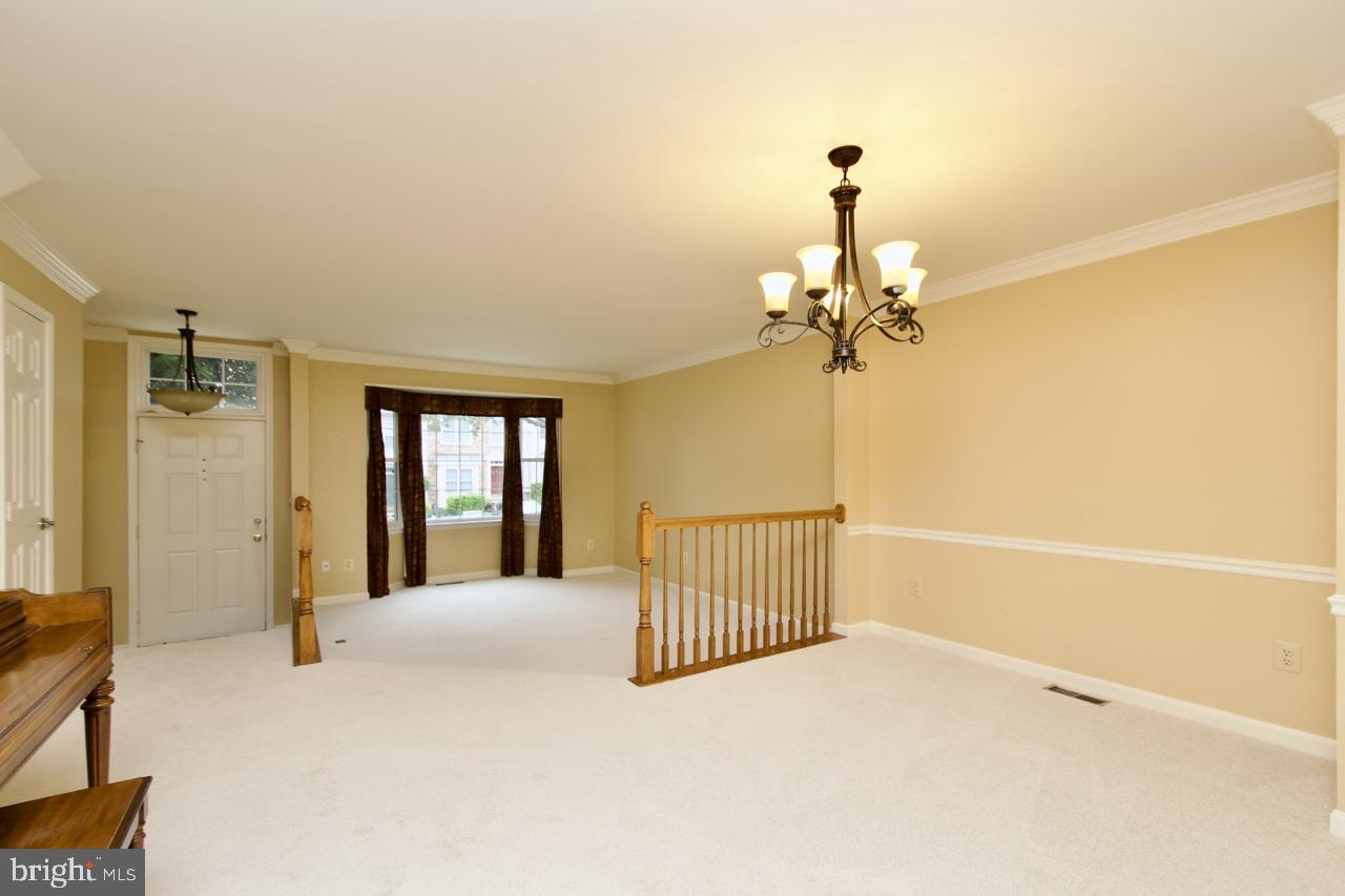 8837 EAGLE ROCK LANE