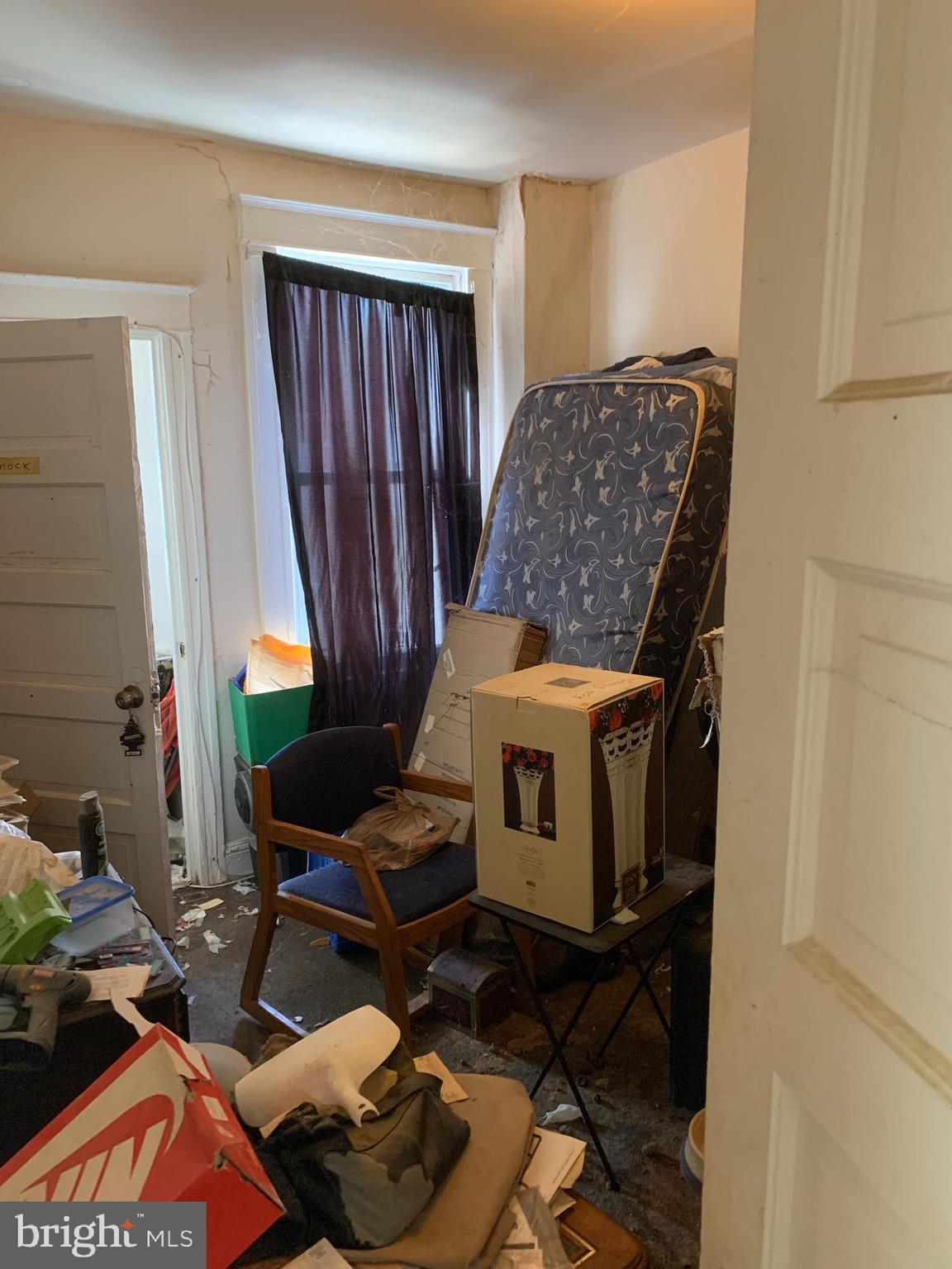 EAST BALTIMORE MIDWAY - Residential