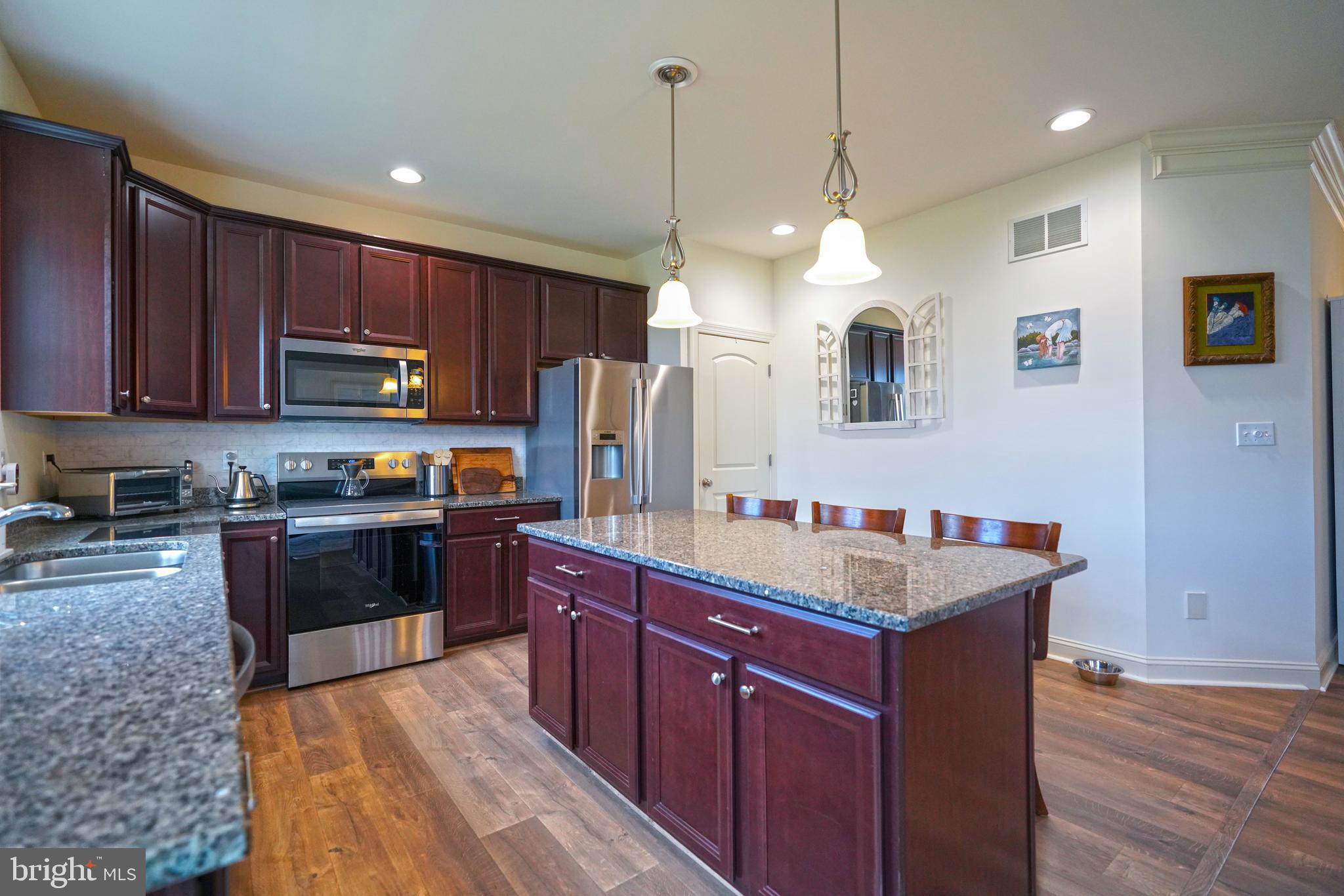 WINDSTONE - Residential