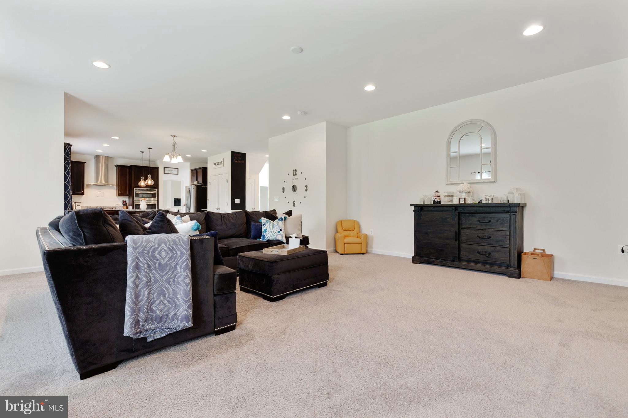 BROOKE POINT ESTATES - Residential