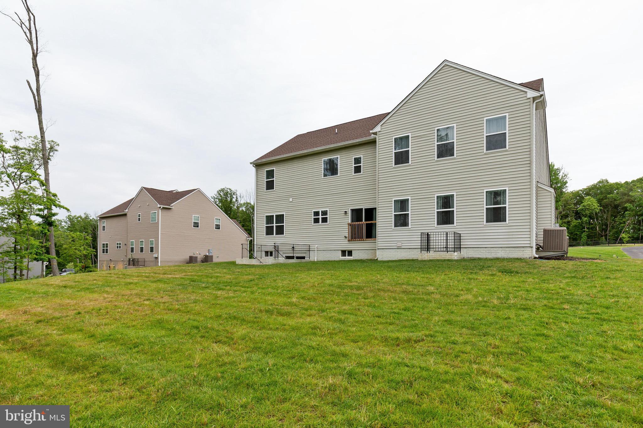 BROOKE POINT ESTATES - Residential