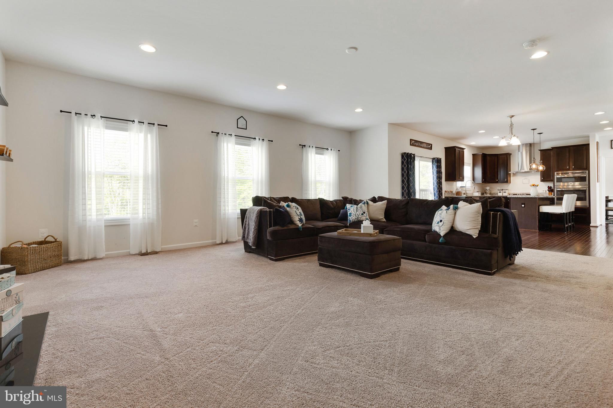 BROOKE POINT ESTATES - Residential