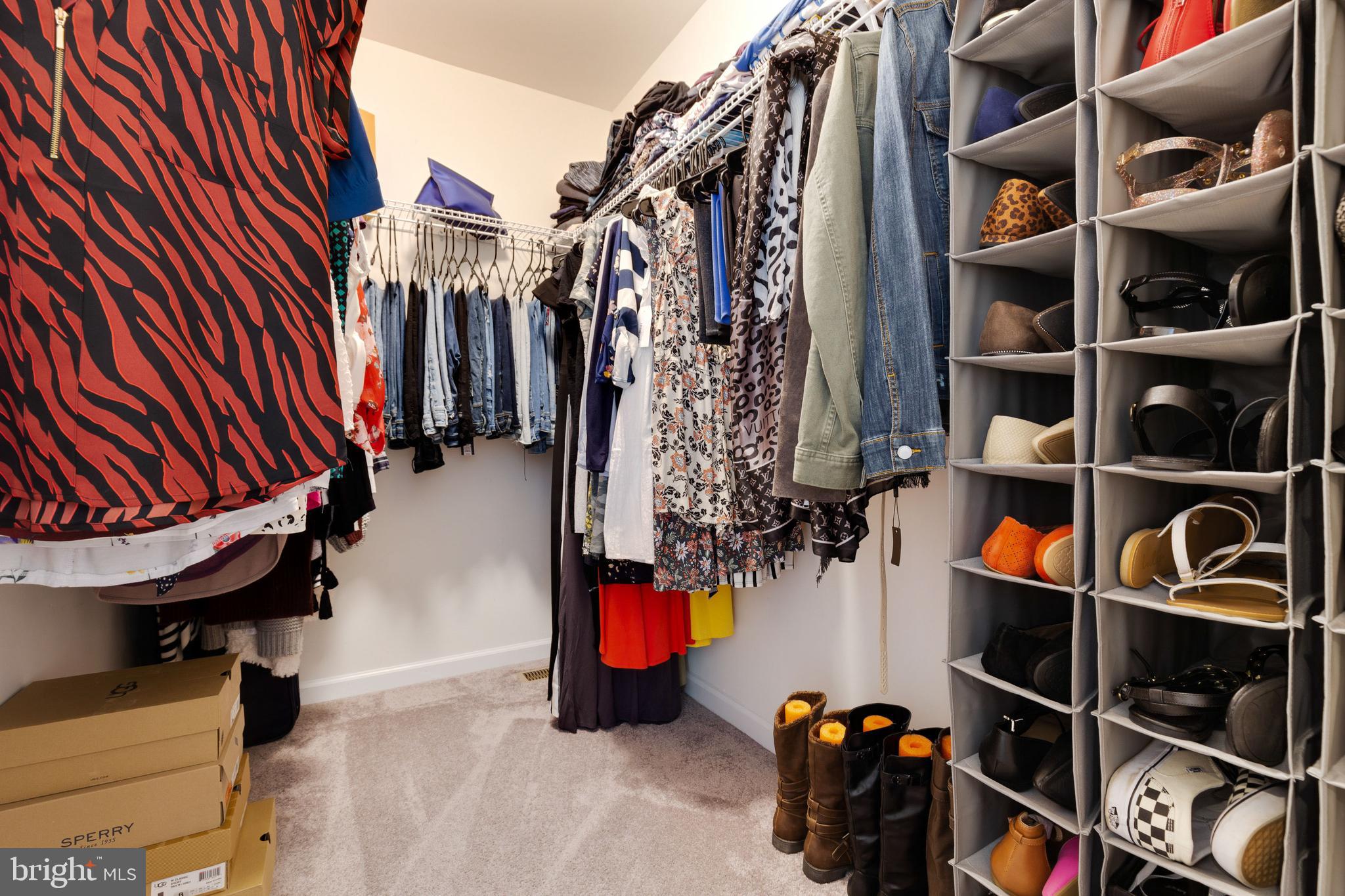 BROOKE POINT ESTATES - Residential