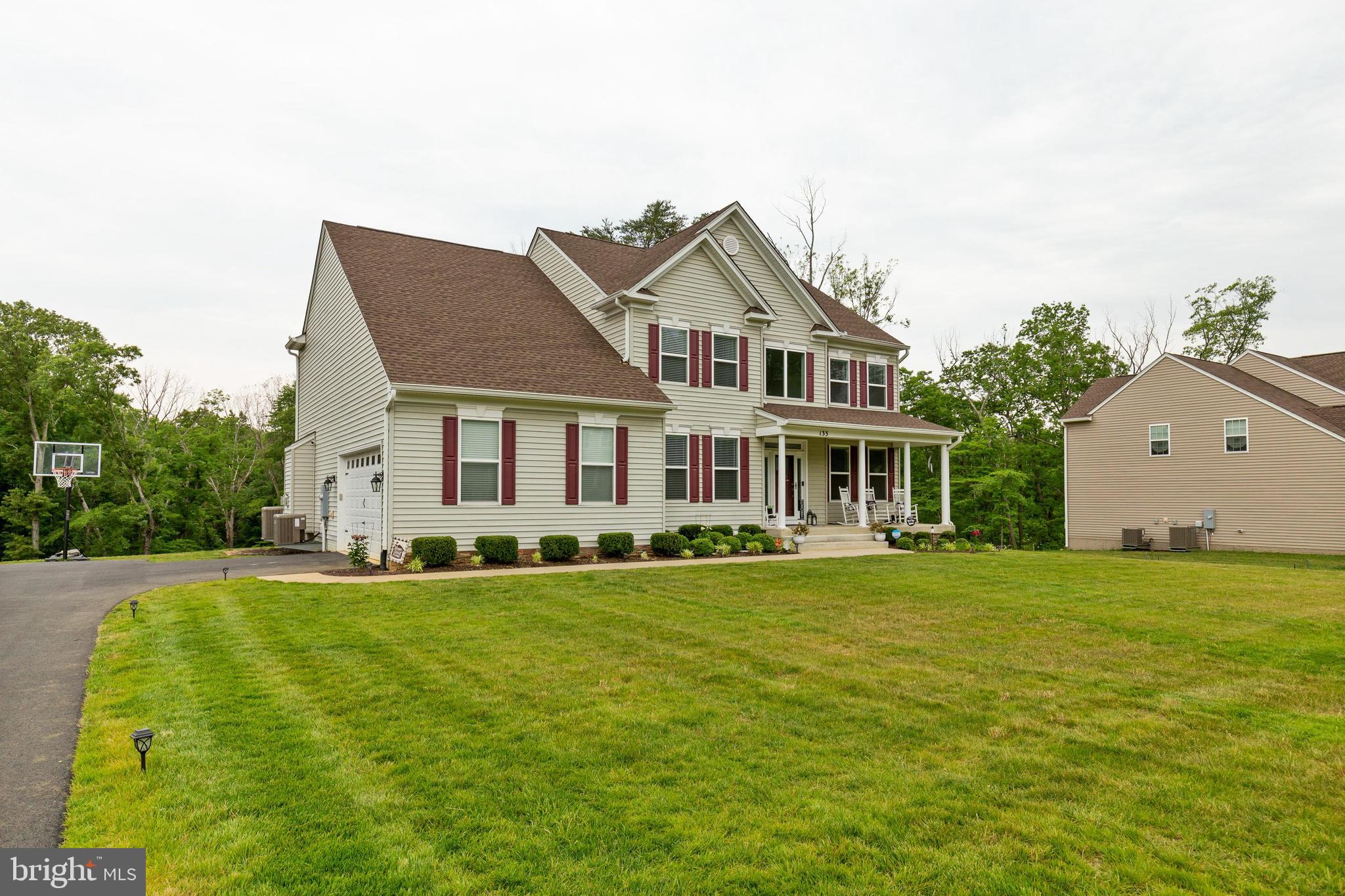 BROOKE POINT ESTATES - Residential