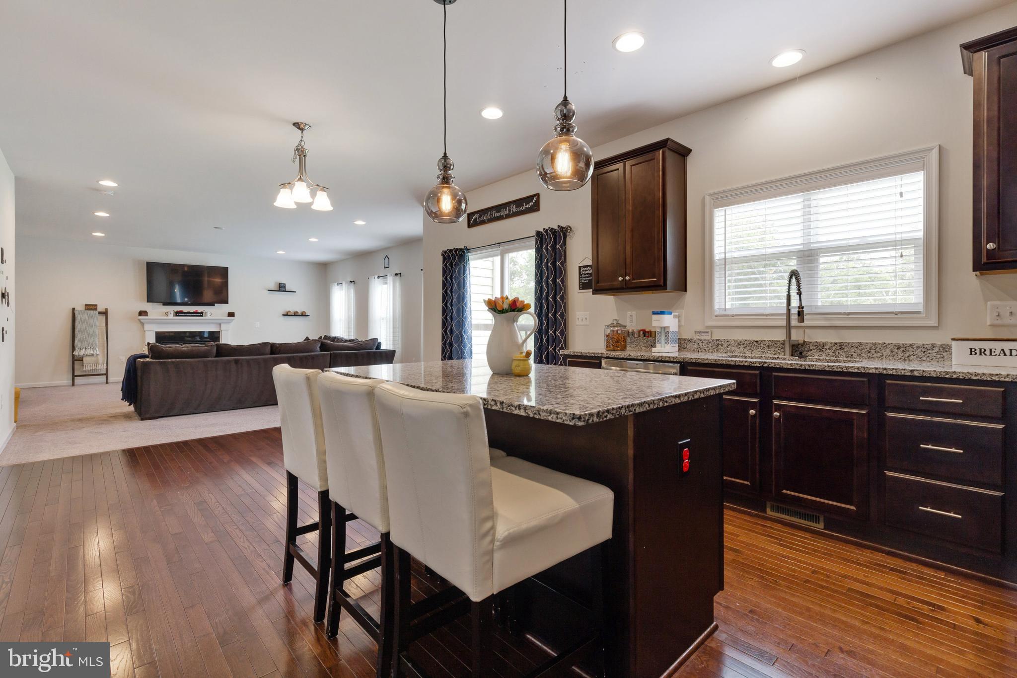 BROOKE POINT ESTATES - Residential