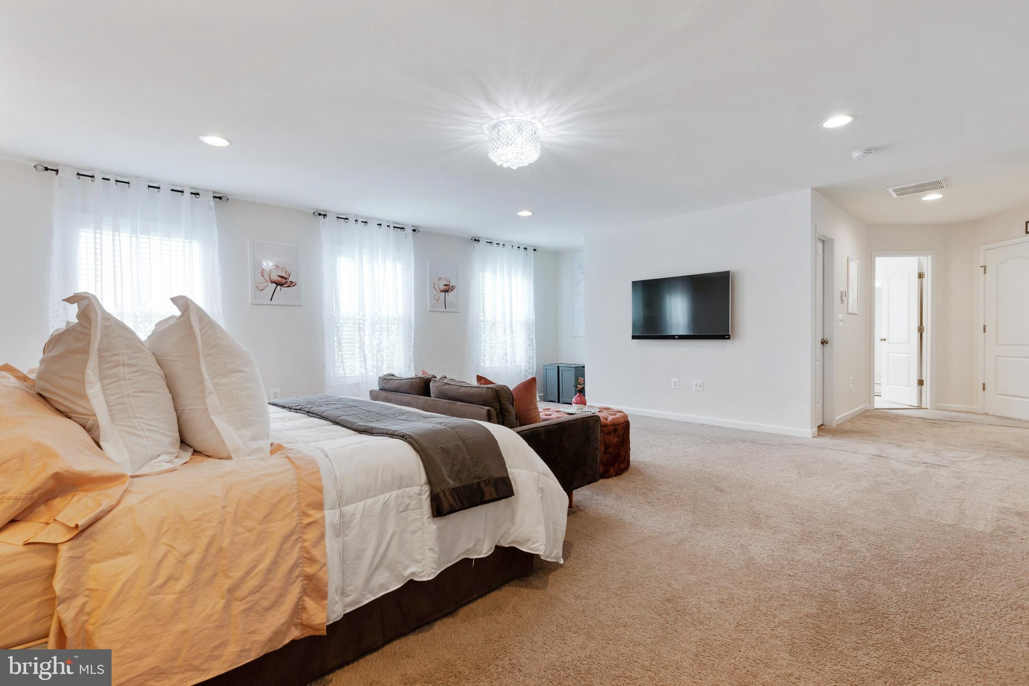 BROOKE POINT ESTATES - Residential