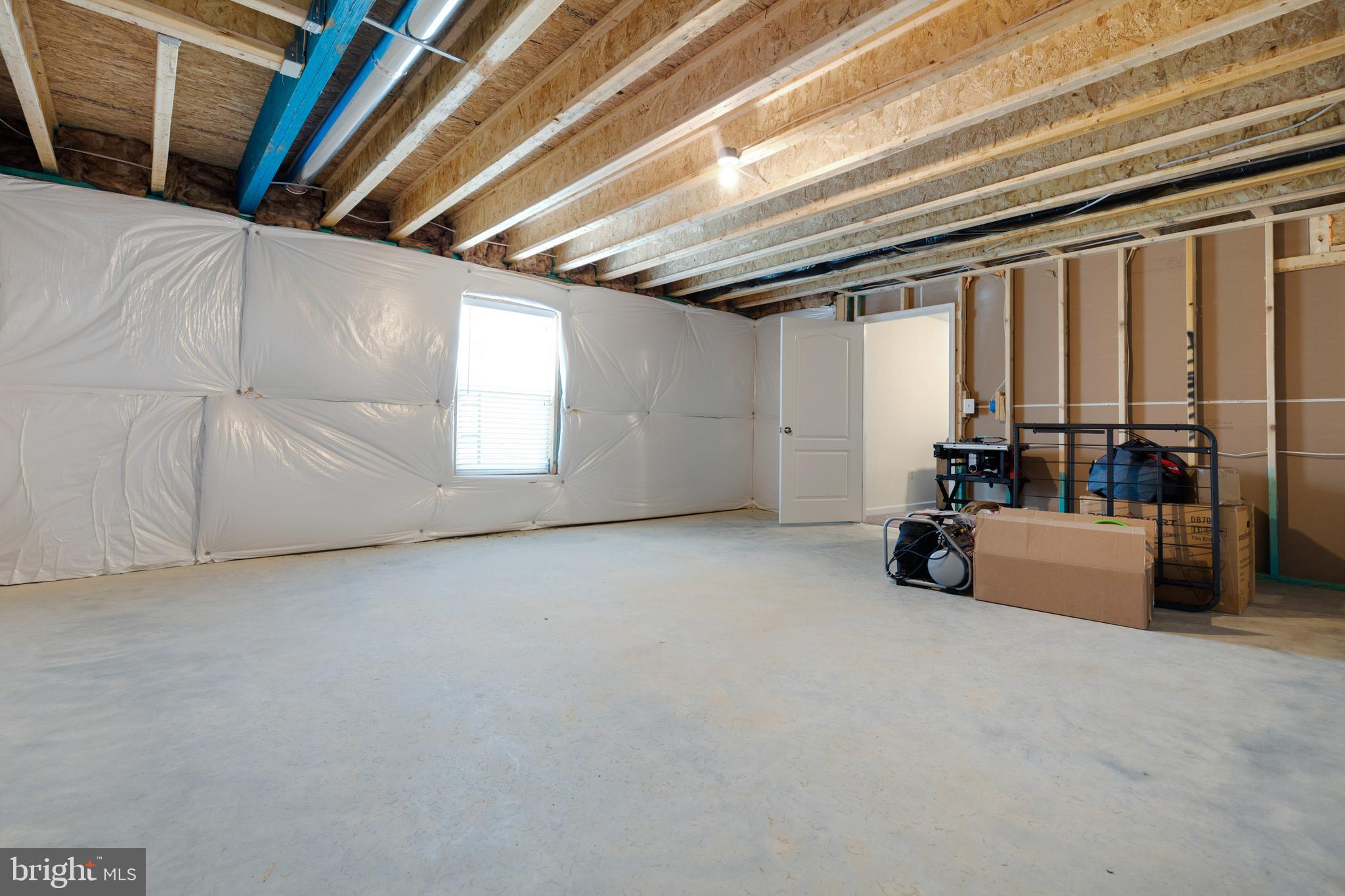 BROOKE POINT ESTATES - Residential