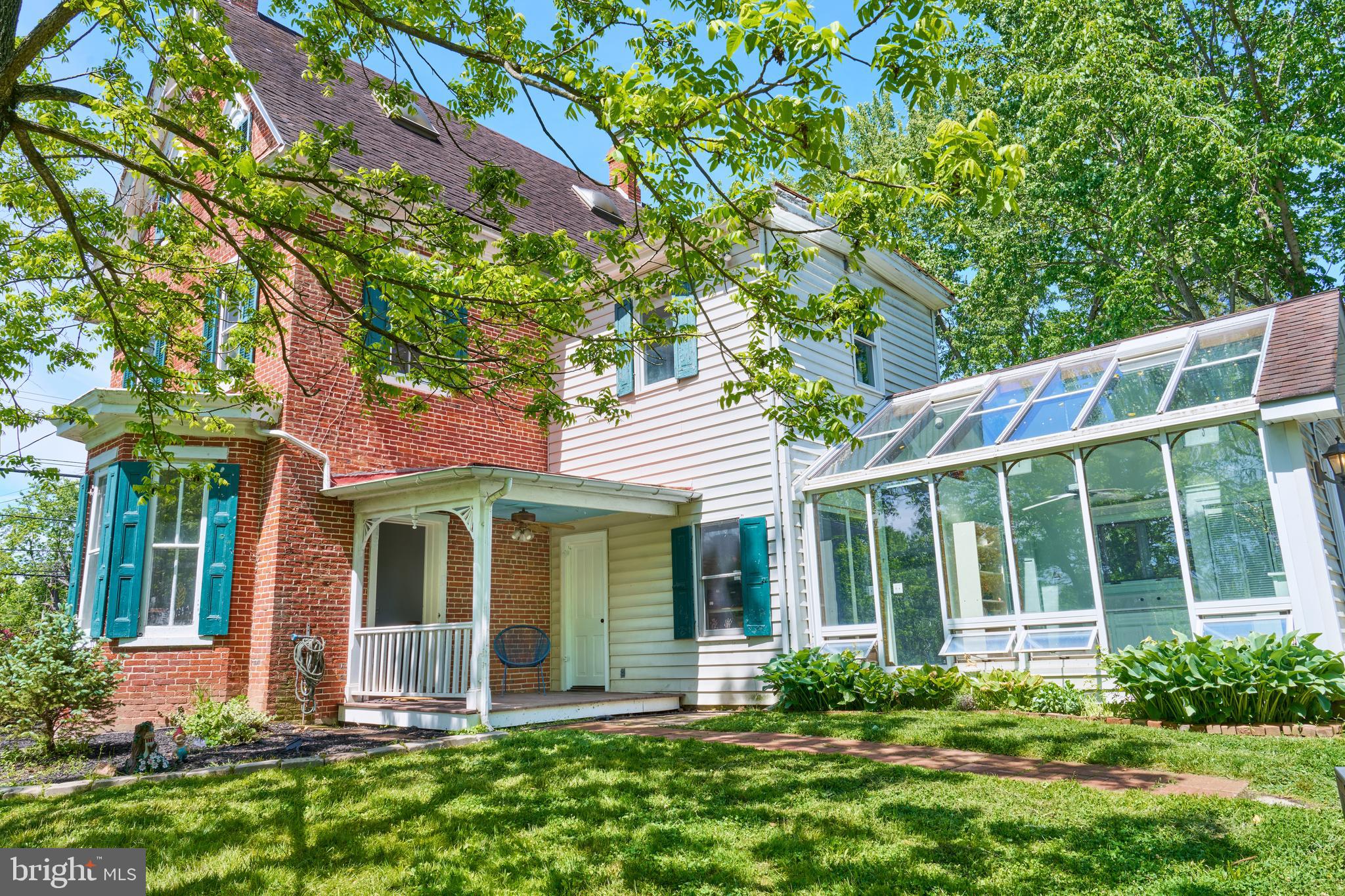 DURHAM VILLAGE - Residential