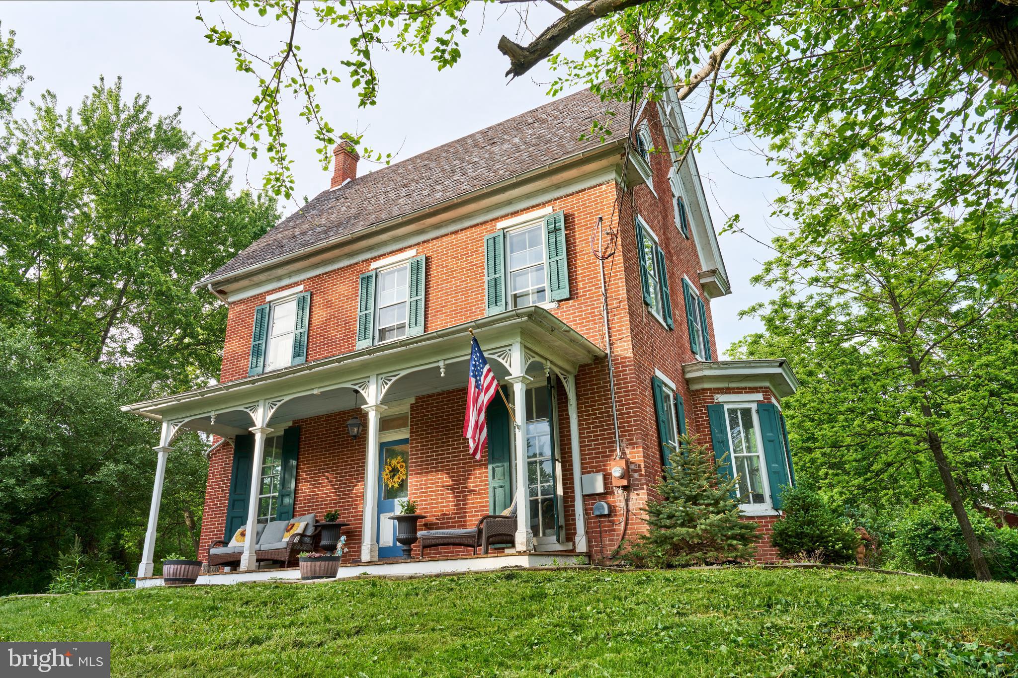DURHAM VILLAGE - Residential