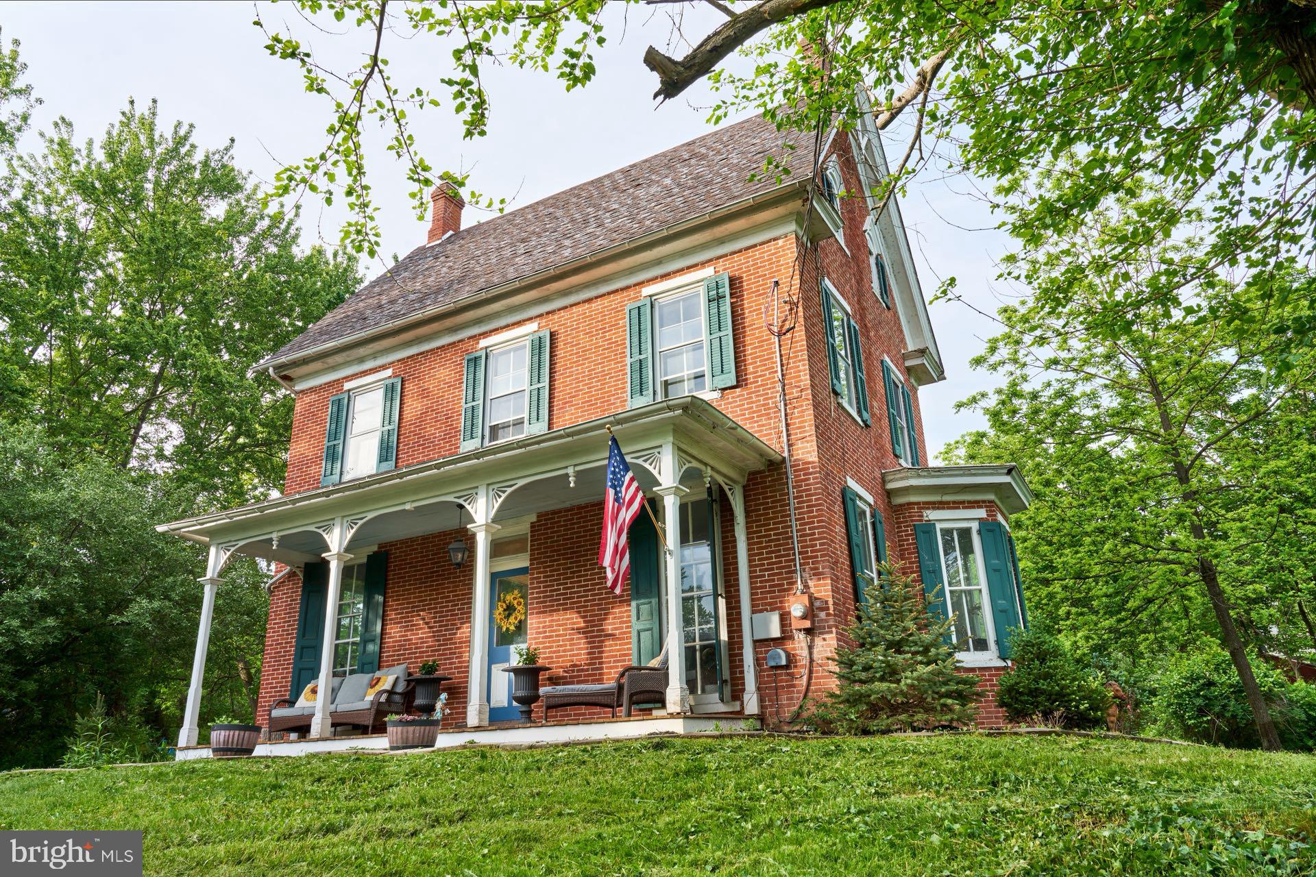 DURHAM VILLAGE - Residential