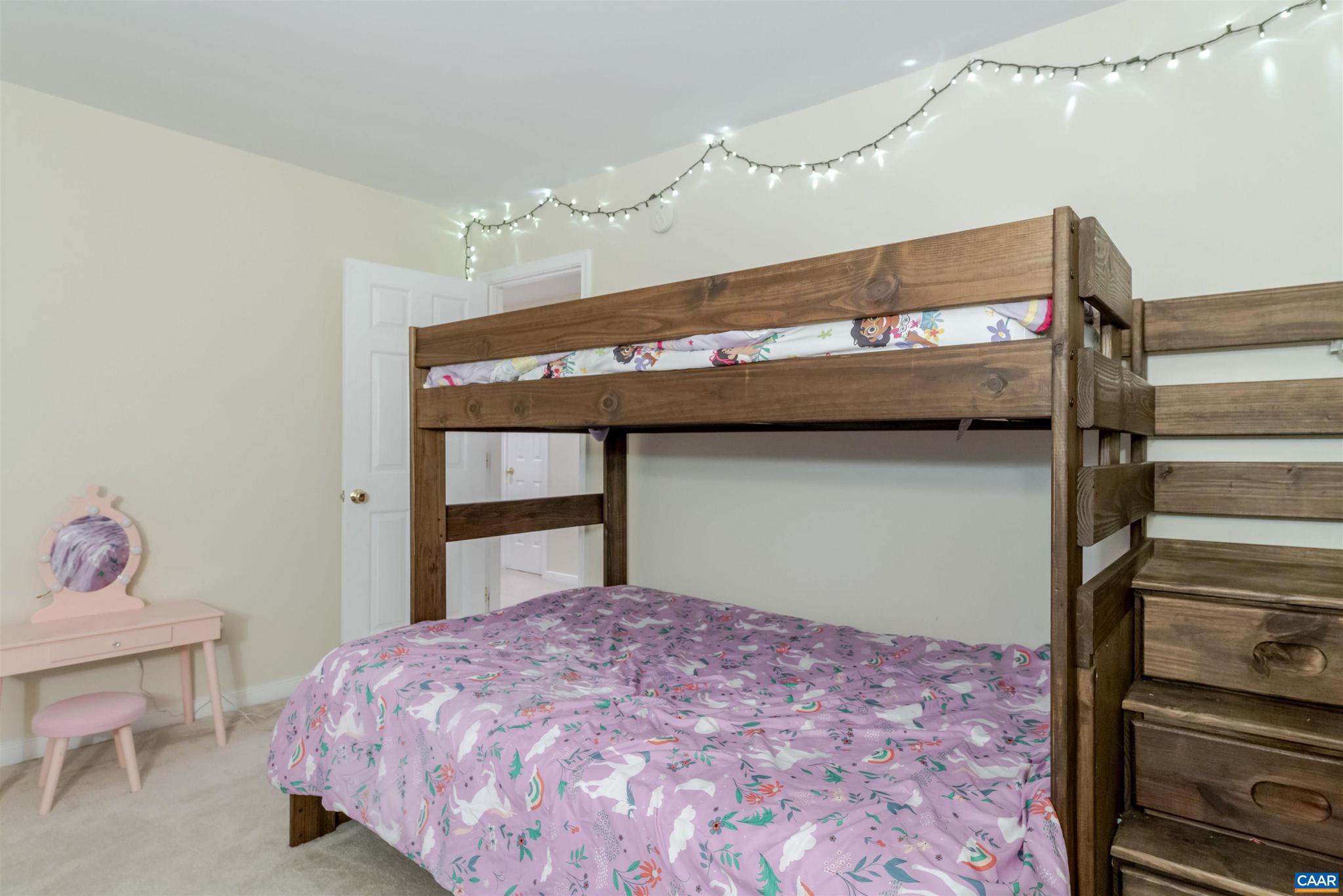 SHENANDOAH CROSSING - Residential