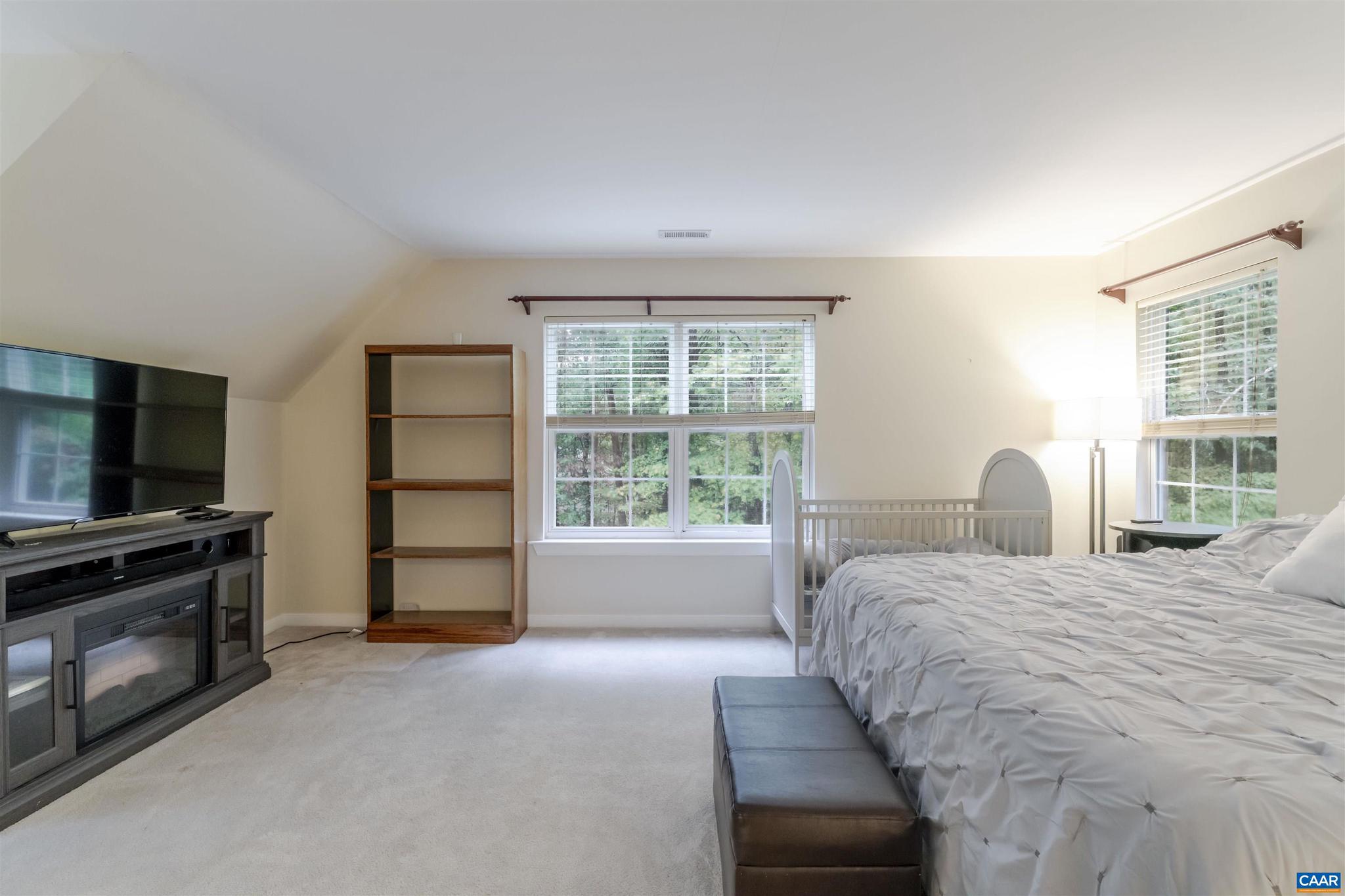 SHENANDOAH CROSSING - Residential