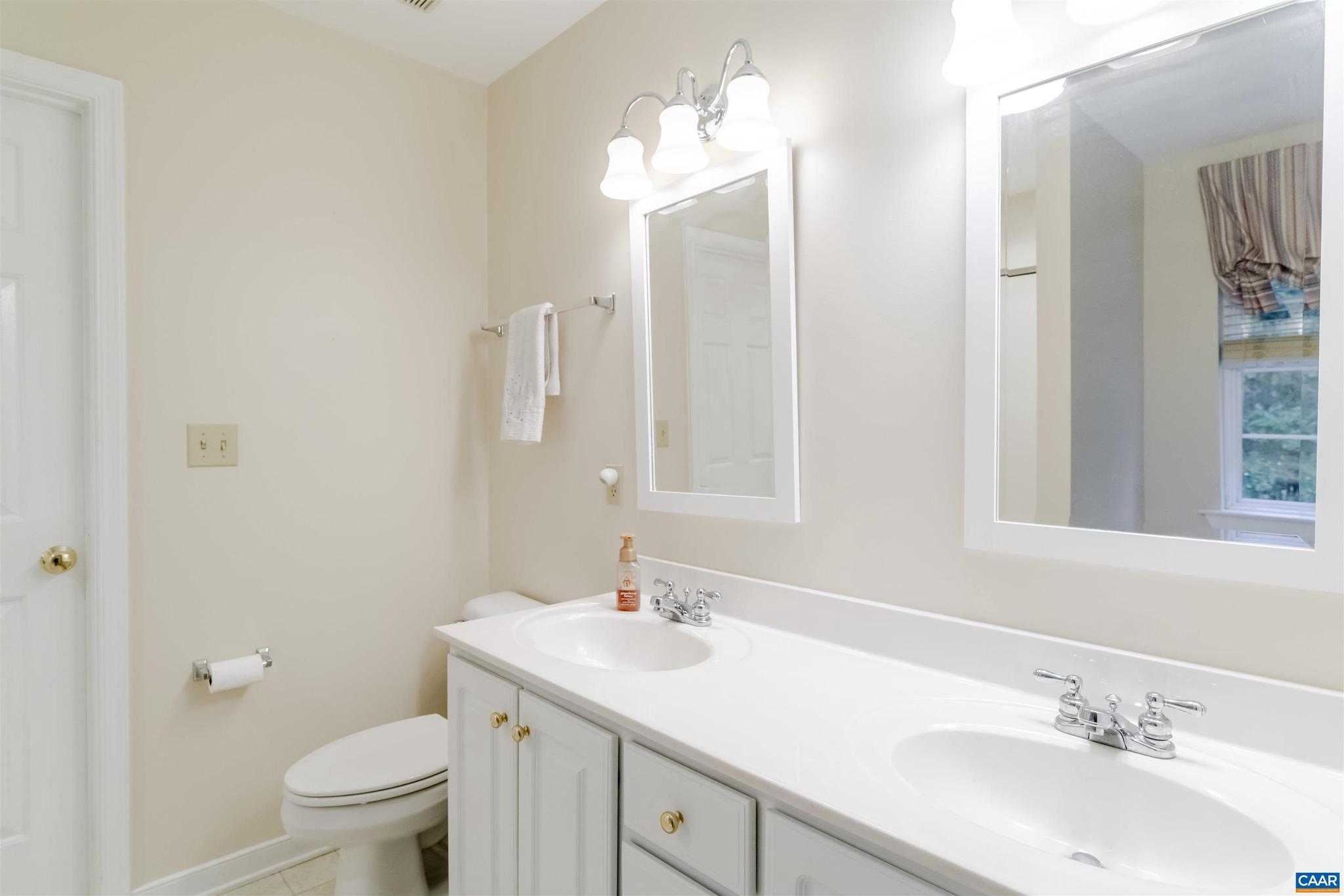 SHENANDOAH CROSSING - Residential