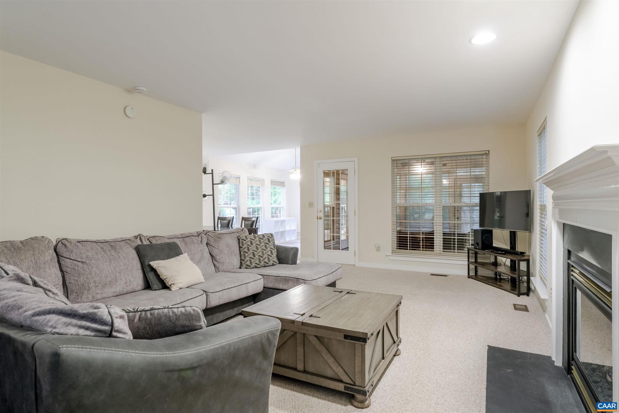 SHENANDOAH CROSSING - Residential