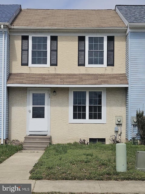 Townhouse For Rent - 33 Fieldstone Court<br/> DOVER, DE 19904