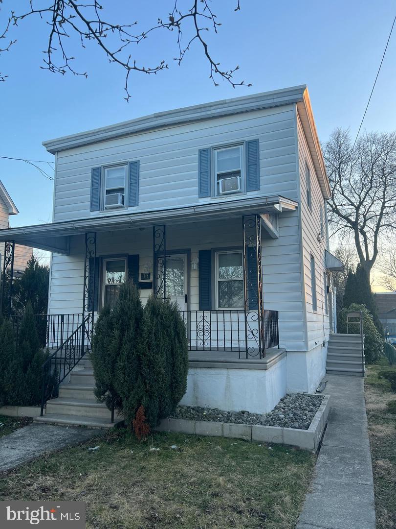 30 SPRUCE AVENUE A