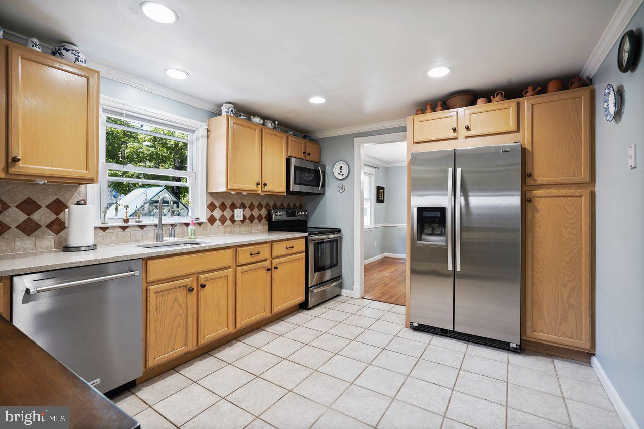 HUNTERS CREEK - Residential